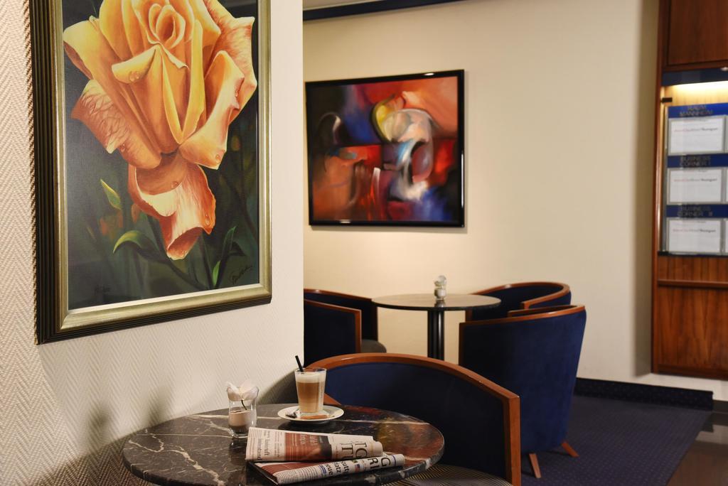 Intercityhotel Штутгарт Екстер'єр фото