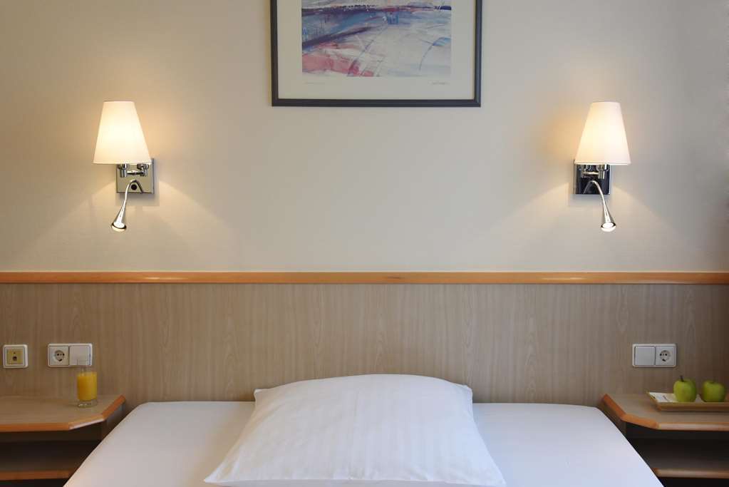 Intercityhotel Штутгарт Екстер'єр фото