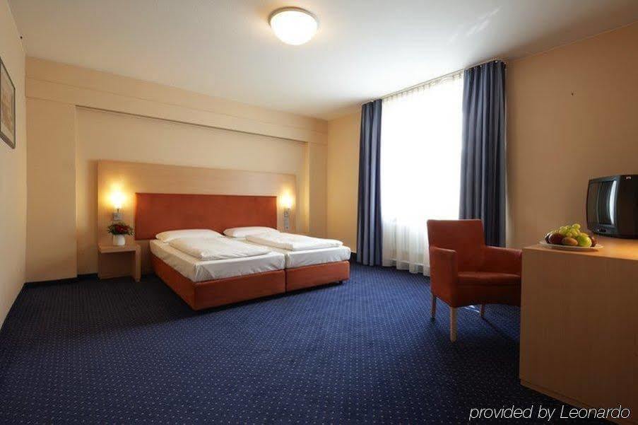 Intercityhotel Штутгарт Екстер'єр фото